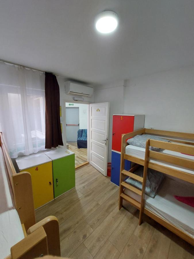 Hostel Inn Downtown เบลเกรด ภายนอก รูปภาพ