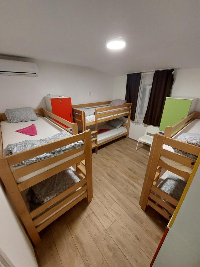 Hostel Inn Downtown เบลเกรด ภายนอก รูปภาพ