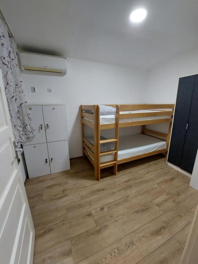 Hostel Inn Downtown เบลเกรด ภายนอก รูปภาพ