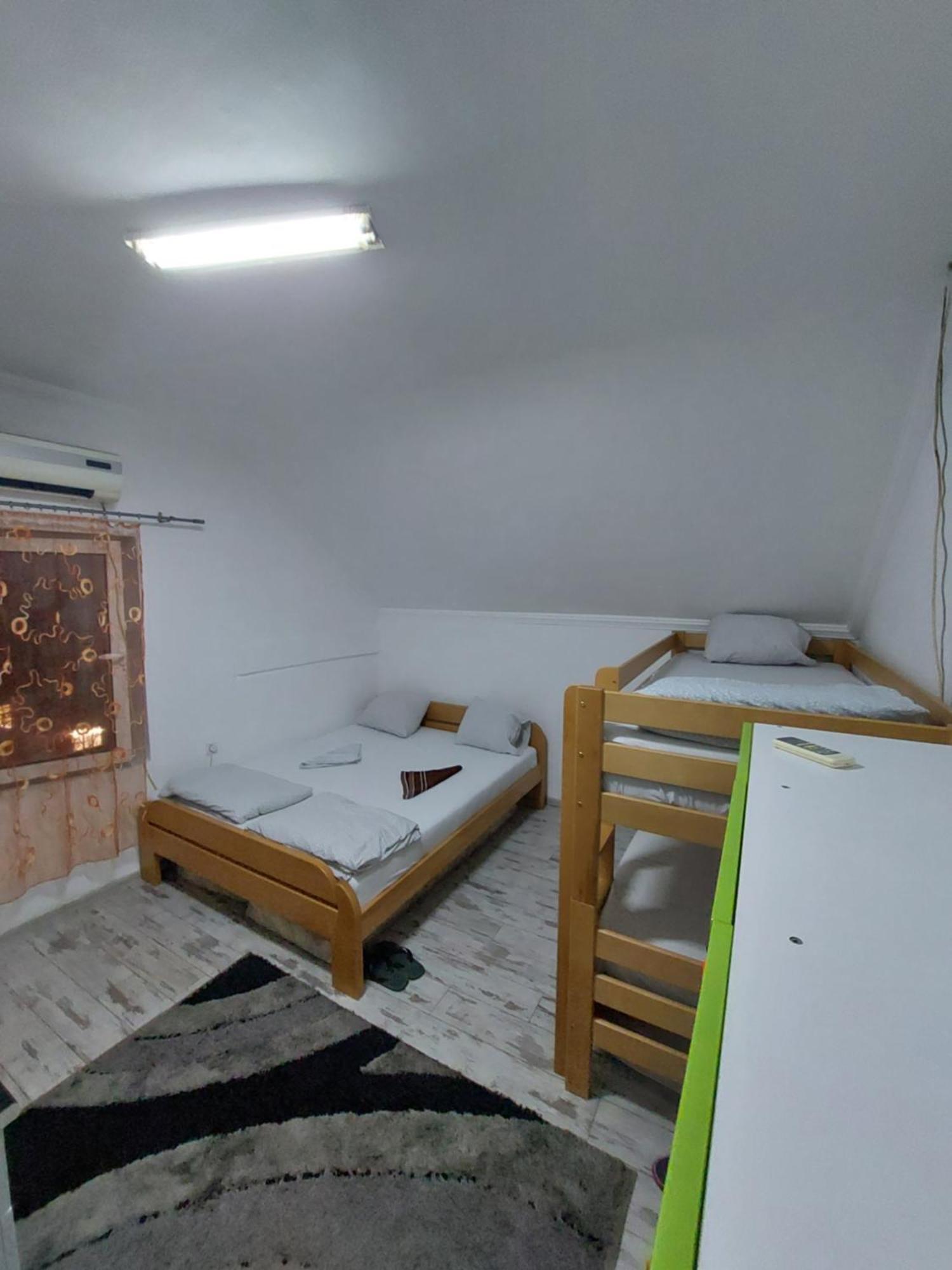 Hostel Inn Downtown เบลเกรด ภายนอก รูปภาพ