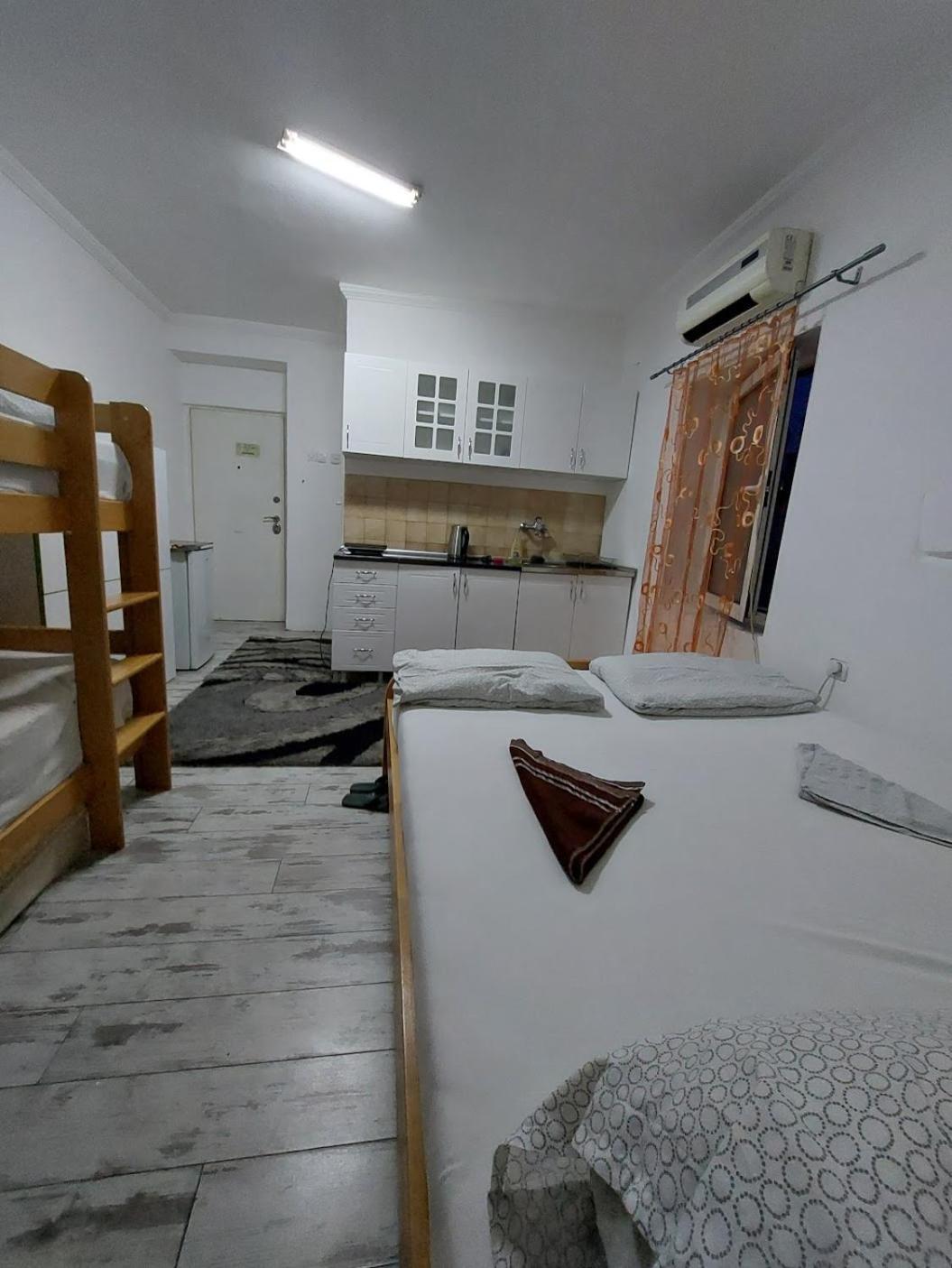 Hostel Inn Downtown เบลเกรด ภายนอก รูปภาพ