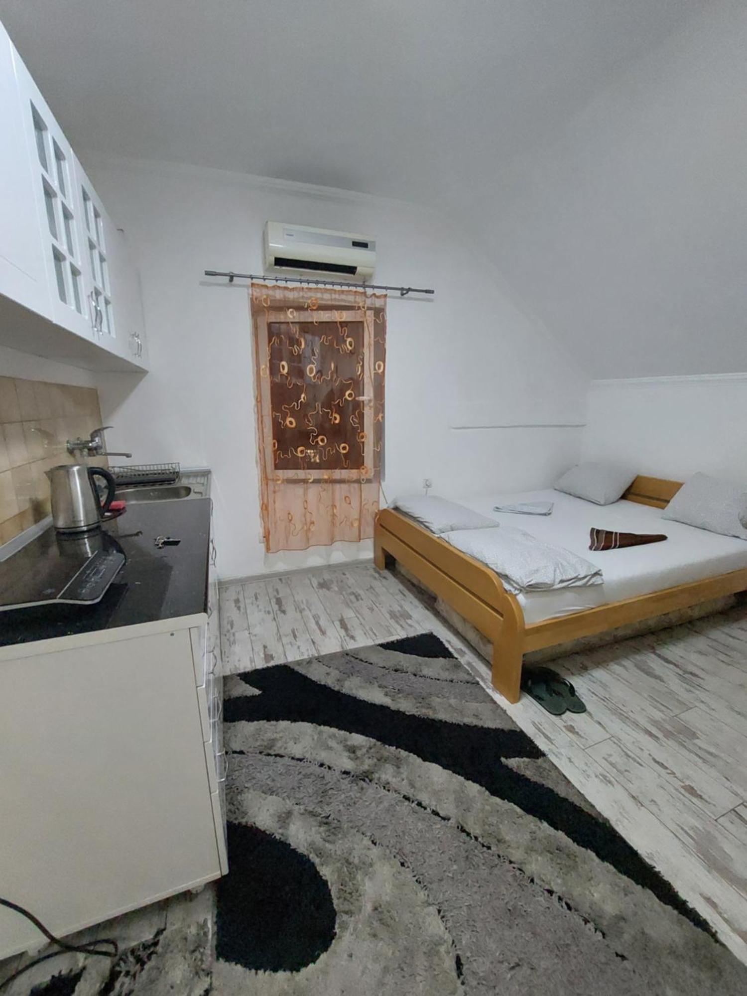 Hostel Inn Downtown เบลเกรด ภายนอก รูปภาพ