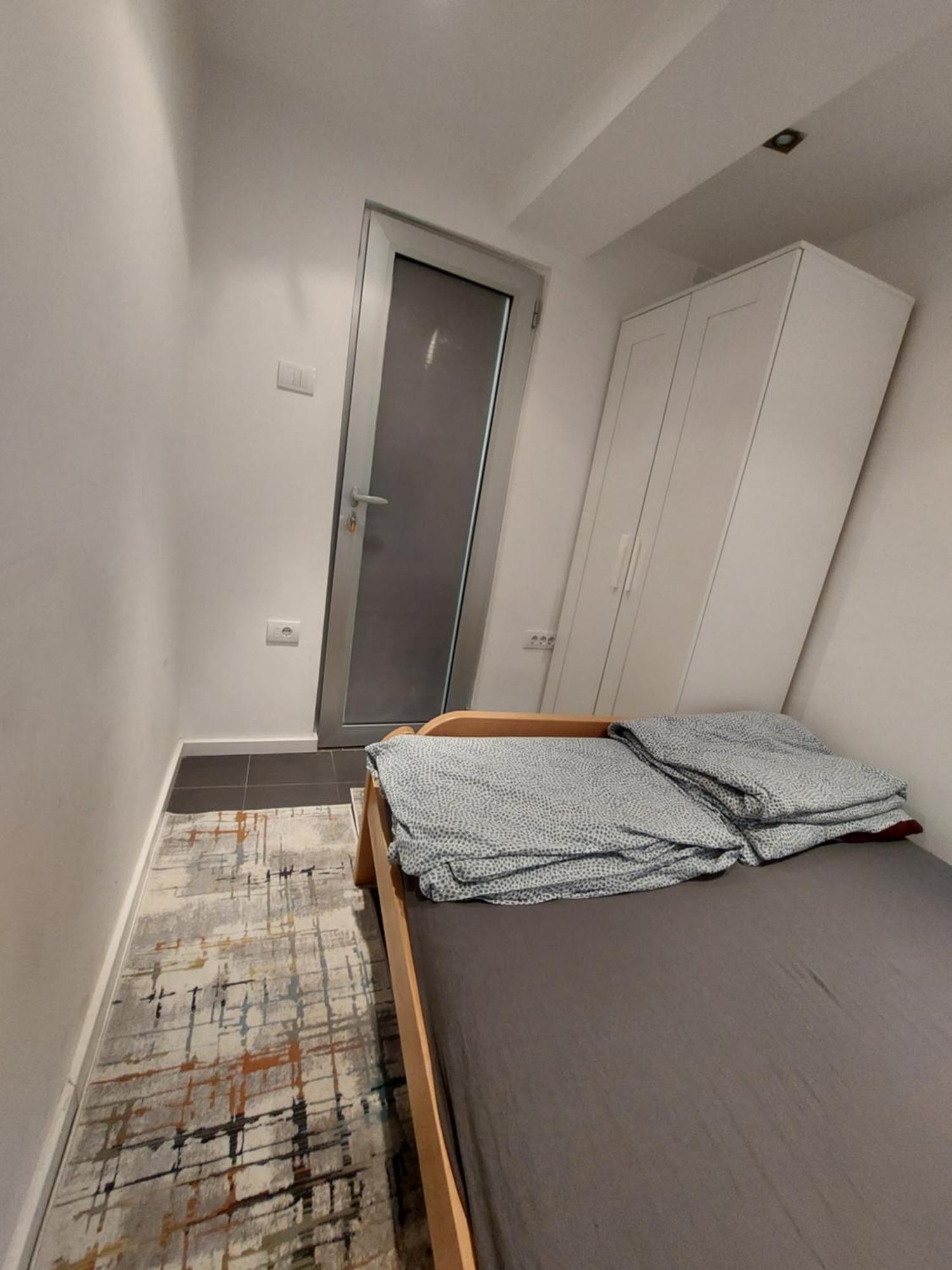 Hostel Inn Downtown เบลเกรด ภายนอก รูปภาพ